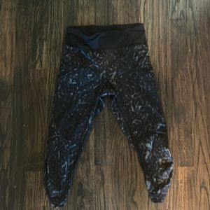Lululemon Cropped Leggings